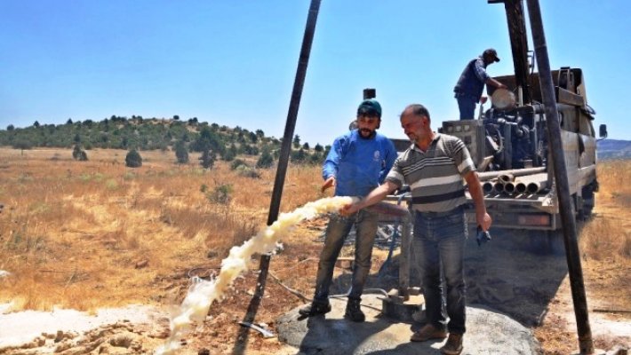 Adıyaman’da Mezarlık İçin Sondaj Çalışması