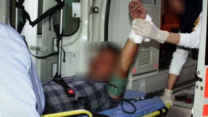 Elini Sondaj Makinesine Kaptıran İşçi Yaralandı